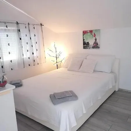 Apartments Mile Zadar Exteriör bild