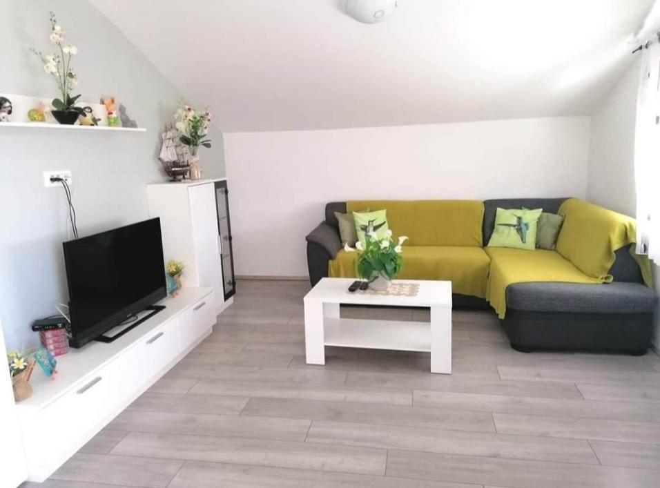 Apartman Mile